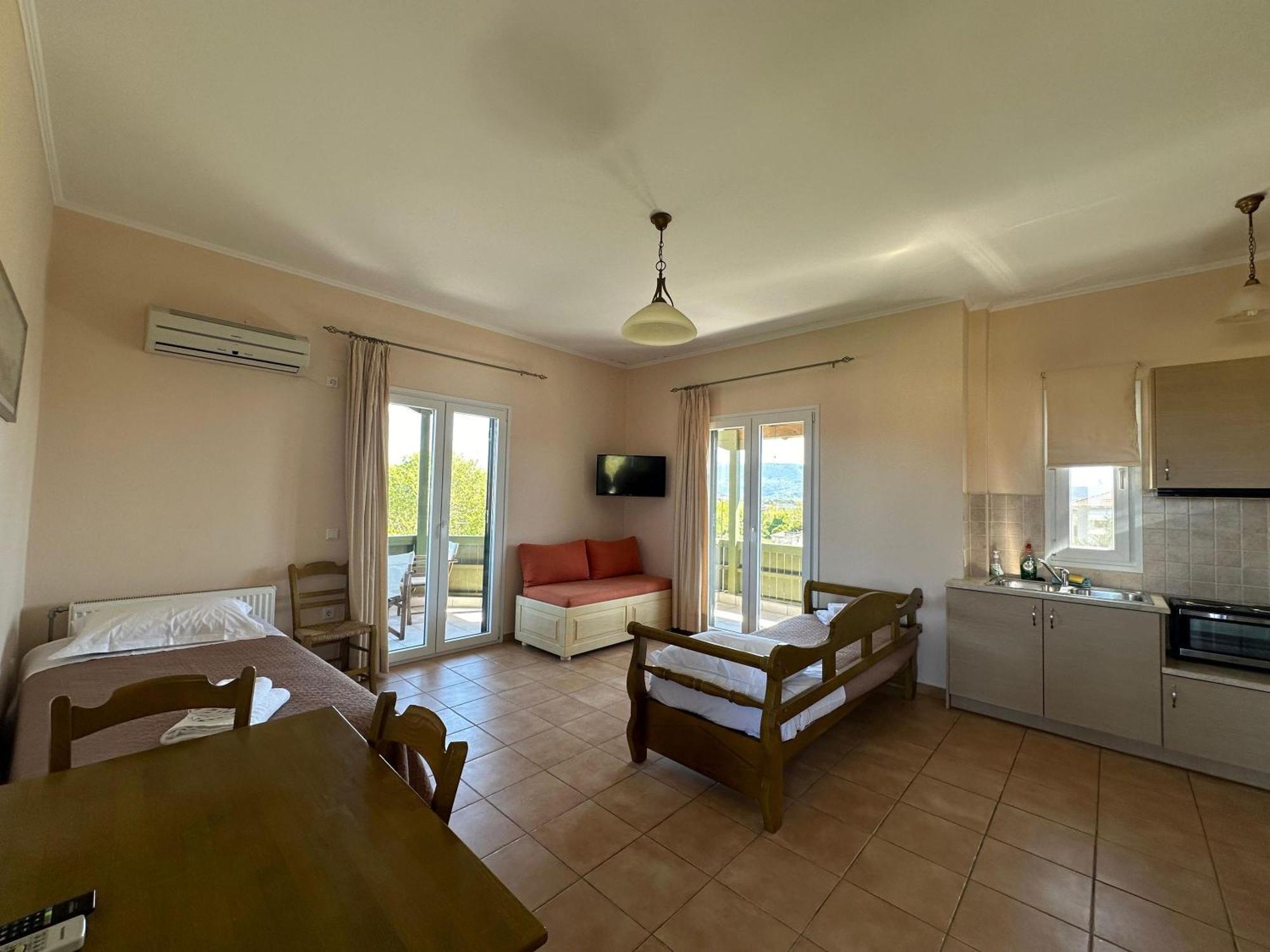 Ferienwohnung Porto Nirikos Lefkada - Private Parking Exterior foto