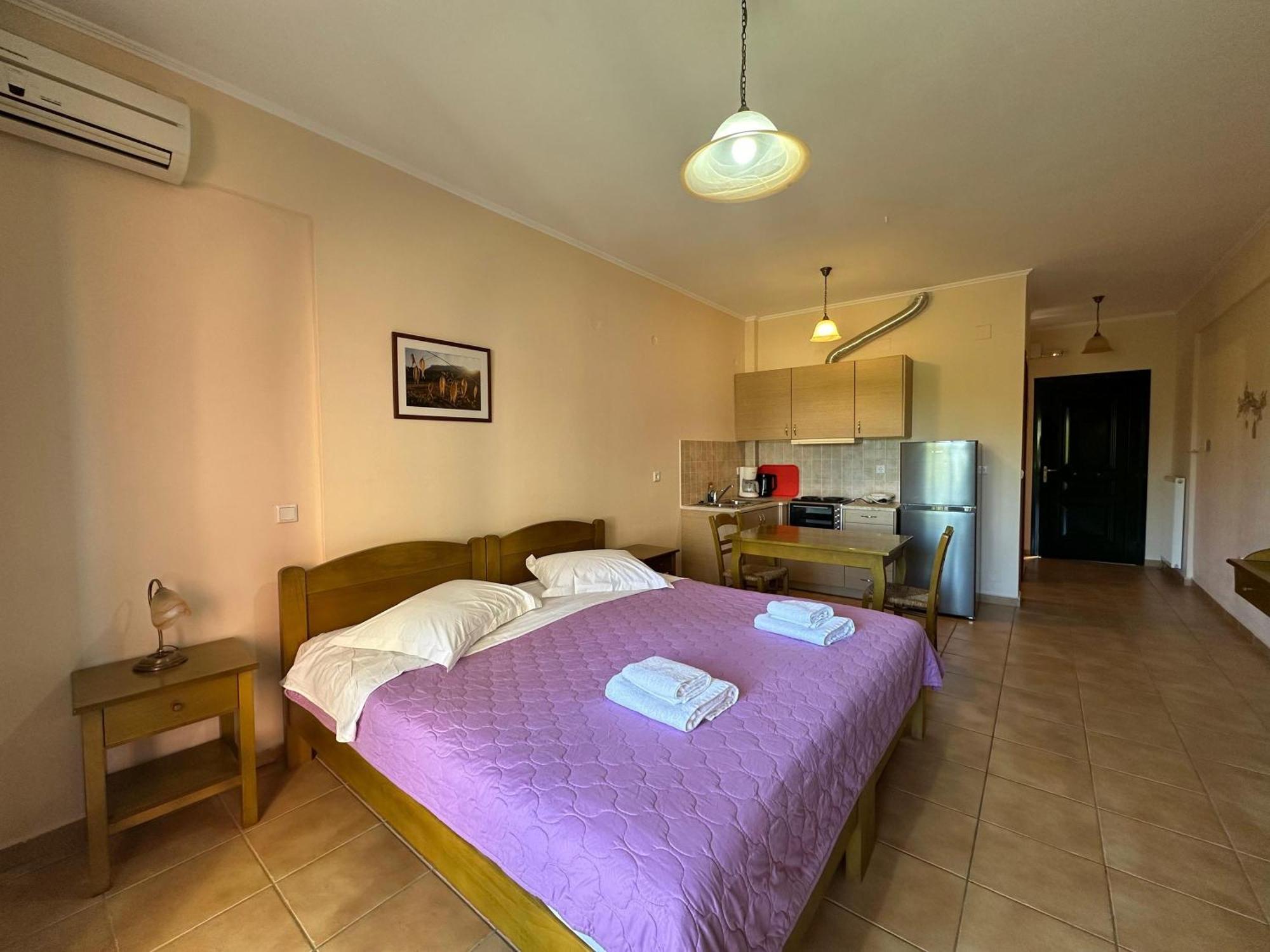 Ferienwohnung Porto Nirikos Lefkada - Private Parking Exterior foto